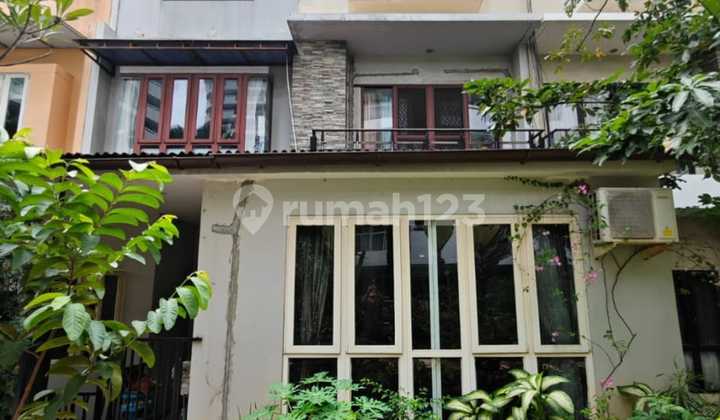 FOR SALE AT AN ATTRACTIVE PRICE, A TOWNHOUSE IN SPRINGHILL KEMAYORAN, SIZE 9X17, NEAT, 4 FLOORS, AND READY TO OCCUPY. FOR SALE AT AN ATTRACTIVE PRICE, A TOWNHOUSE IN SPRINGHILL KEMAYORAN, SIZE 9X17, NEAT, 4 FLOORS, AND READY TO OCCUPY.