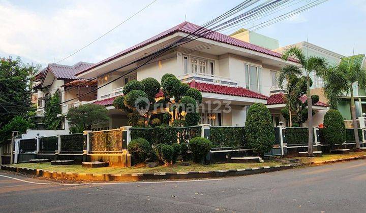 HRG MENARIK DIJUAL RUMAH MEWAH PULOMAS BARAT LT 413 LB 337 HOOK JALAN LEBAR 1