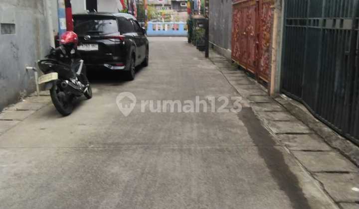 Rumah Rapi Pademangan Uku 7X14 Strategis 2 LT Hdp Utara Siap Huni Hrg Menarik Jrg Ada 2