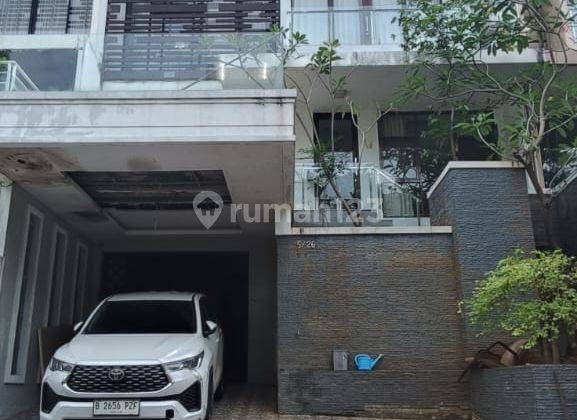 Disewakan Rumah The Bukit di Ancol Siap Huni Uku 9x18 lokasi Eksklusif 3.5 lantai Rapi Siap Huni 1