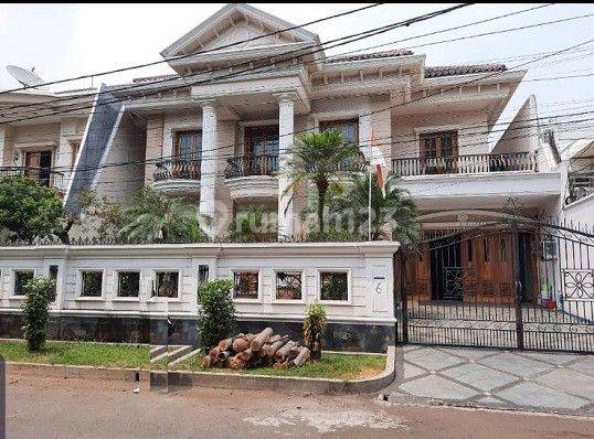 Dijual Rumah Mewah Danau Agung Uku 15x30 Eksklusif 2.5 Lantai Harga Menarik 1