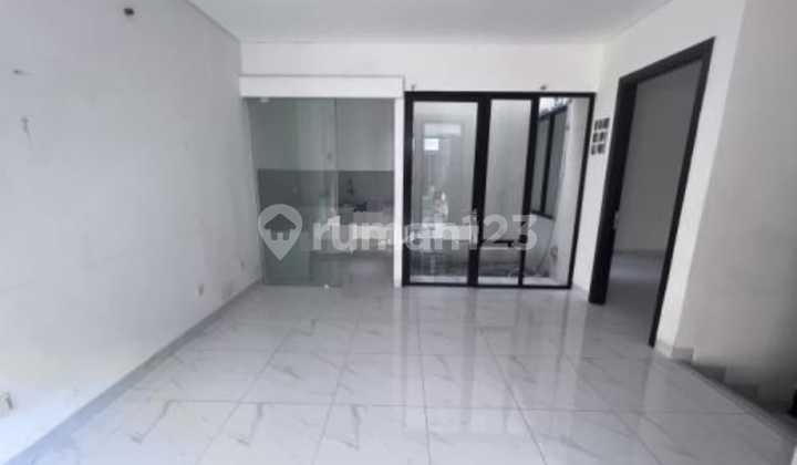 Dijual Rumah di Lavon 2, Swan City, Suvarna Sutera 2