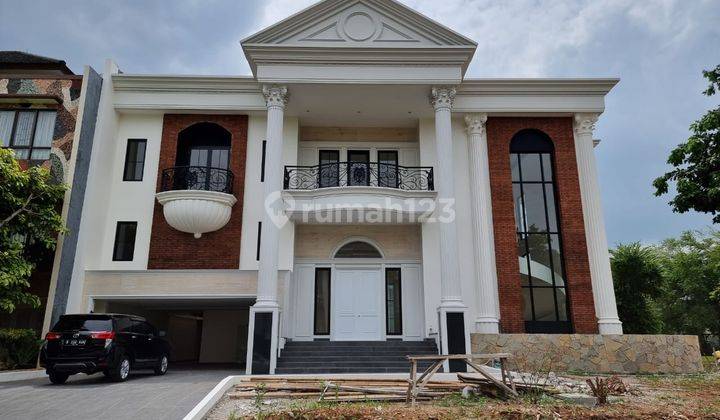 Dijual Rumah Baru, Bangunan Mandiri Classic American di Alam Sutera 1