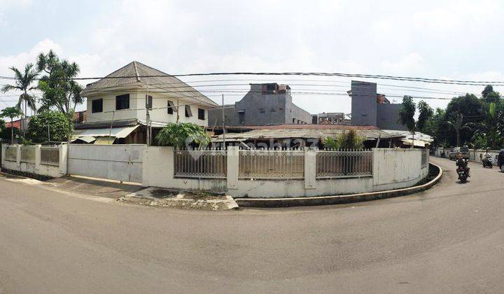 Dijual Rumah Tua, di Meruya Selatan 1