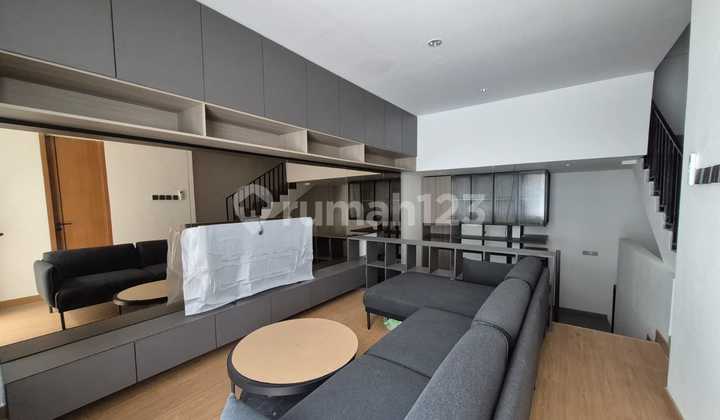 Disewakan Rumah Brand New di Permata Hijau Mansion 2