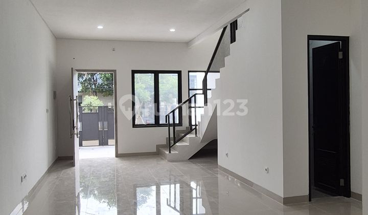 Dijual Rumah Brand New di Villa Melati Mas 2