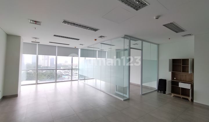For sale adjoining office units at The Smith Alam Sutera For sale adjoining office units at The Smith Alam Sutera