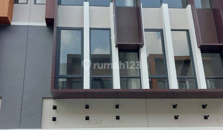 Disewakan Ruko Brand New Campton, BSD City 1