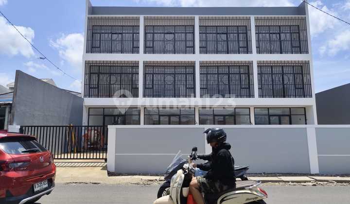 For Rent Brand New Shop House, ready 4 units available for rent per unit 2