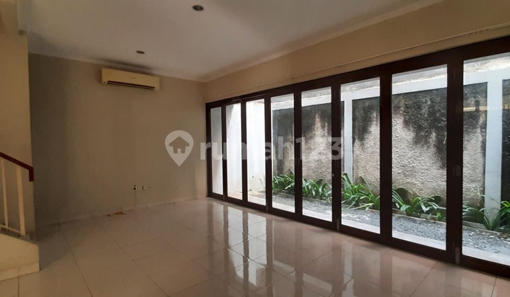 Dijual Rumah Siap Huni di Discovery Bintaro 2