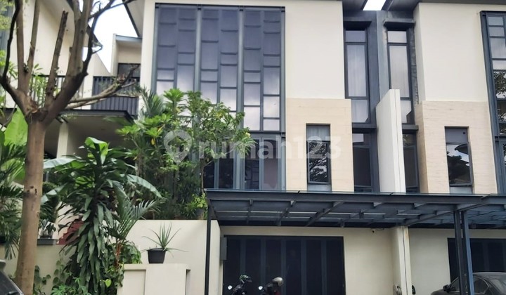 Disewakan Rumah di Navapark Cluster Lancewood, Bsd City Disewakan Rumah di Navapark Cluster Lancewood, Bsd City