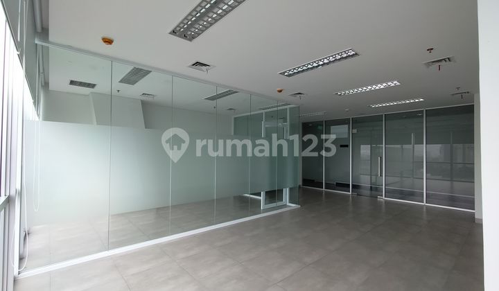 For sale adjoining office units at The Smith Alam Sutera For sale adjoining office units at The Smith Alam Sutera