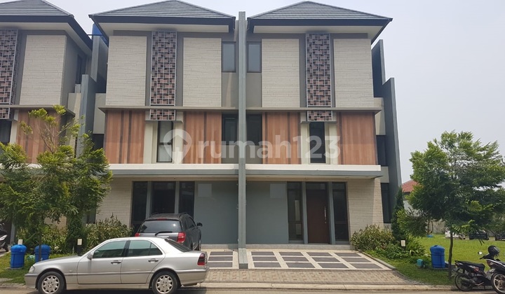 Dijual Rumah di Regentown, BSD City