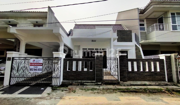 For quick sale: House in Villa Melati Mas
