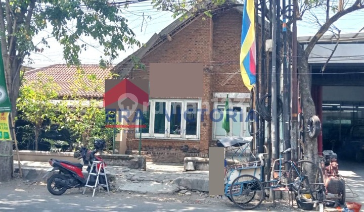 Jual Rumah Ada Halaman Belakang Luas di Mojoroto Kota Kediri Jual Rumah Ada Halaman Belakang Luas di Mojoroto Kota Kediri