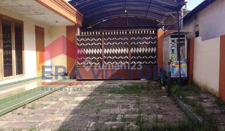 Jalan Nias 114, Sananwetan, Kota Blitar 3