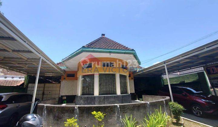 Rumah Besar Gunung Gunung Klojen Sebelah Ijen Boulevard 2