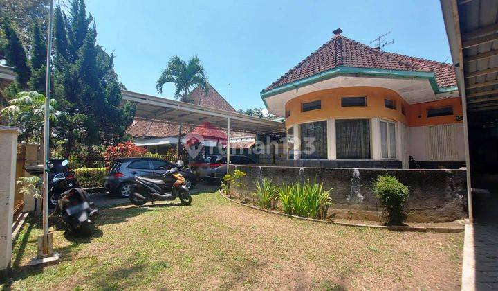 Rumah Besar Gunung Gunung Klojen Sebelah Ijen Boulevard 1