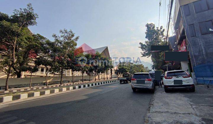 Di Sewakan Gudang Lokasi Tepi Jalan Raya Batu 2