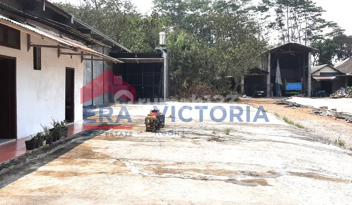 Jual Gudang Bagus SHM 923 m2 di Bogem Kab Kediri