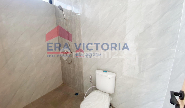 Rumah Baru Gaya Tropical Bali Tengah Kota Lokasi Super Strategis 2