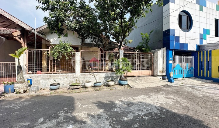 Rumah Lokasi Super Strategis Dekat UB & Polinema, Cocok untuk Kos-Kosan Rumah Lokasi Super Strategis Dekat UB & Polinema, Cocok untuk Kos-Kosan