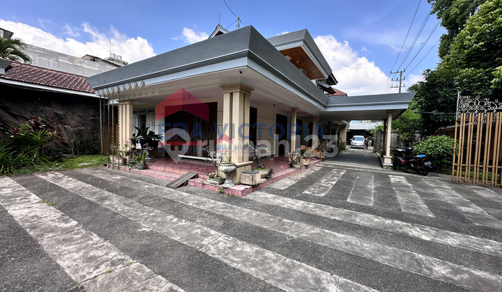 Rumah Hook Vintage Area Klojen Malang, Lokasi Premium Dekat Rampal & Stasiun Kota Rumah Hook Vintage Area Klojen Malang, Lokasi Premium Dekat Rampal & Stasiun Kota