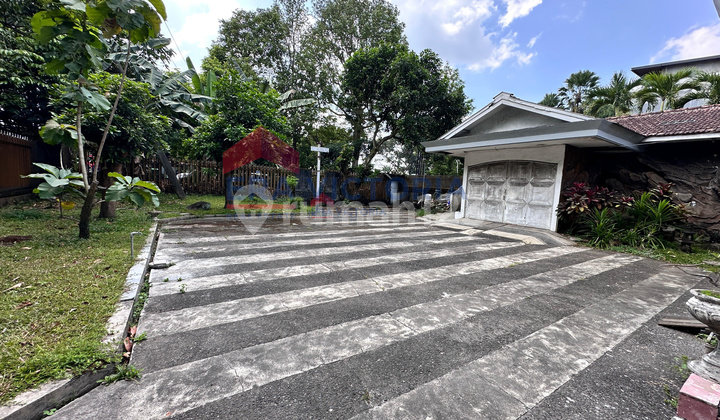 Rumah Hook Vintage Area Klojen Malang, Lokasi Premium Dekat Rampal & Stasiun Kota 2