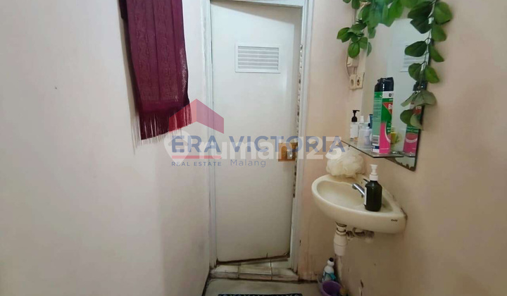 Easy Access to the City! A 2.5-Story House in Sulfat Ready to Occupy. 2