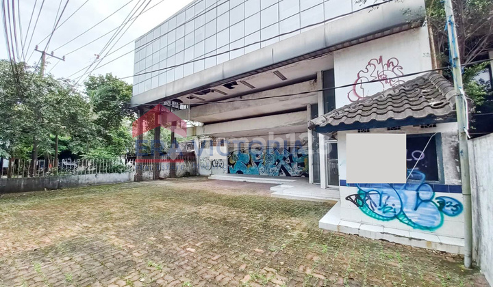 Ruang Usaha Poros Utama Kota Malang Dekat Area Perbankan Ruang Usaha Poros Utama Kota Malang Dekat Area Perbankan