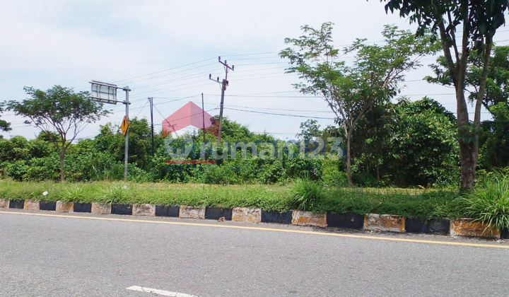  Tanah di Kota Padang Area Hijau, View Perbukitan, Lokasi Strategis