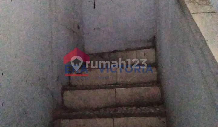 Ready-to-Use Shop House for Rent, Busy Location, Suitable for All Types of Business 2