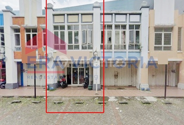 Strategic Ready-to-Use Shophouse in Sawojajar, Bustling Location, Former Office 1