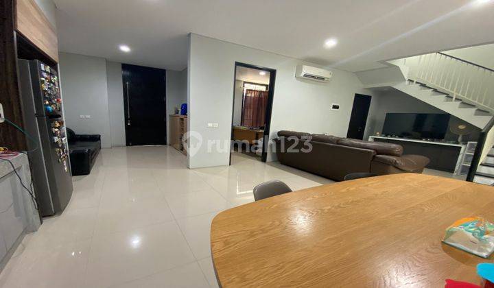 Dijual cepat Rumah Oakwood Citraland Semi Furnished 2