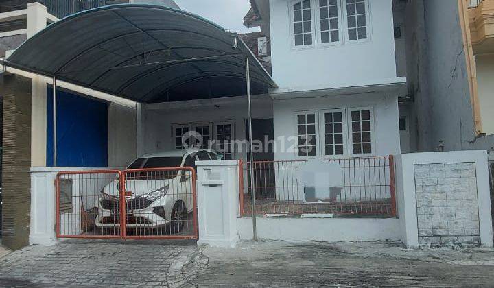 Dijual Rumah Villa valencia 1