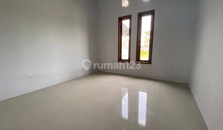 Rumah Luas dalam cluster di Jalan Godean Km 6.5 Bagus 5