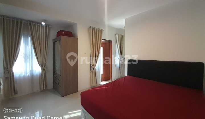 Rumah 2 Lantai Mewah di Utara Jogia Bay Wedomartani SD Model 8