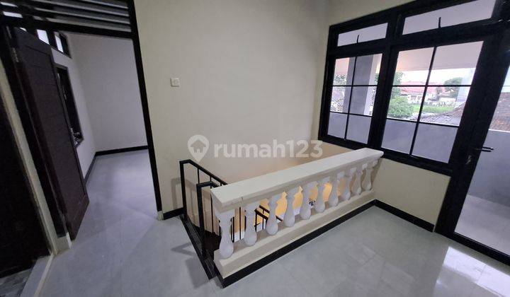 Rumah Klasik Strategis Yogyakarta  Dekat Bandara Adisucipto