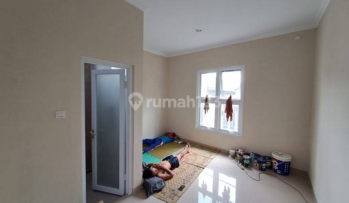 Rumah Desaign Mewah 2 Lantai di Kadisoka Purwomartani  9