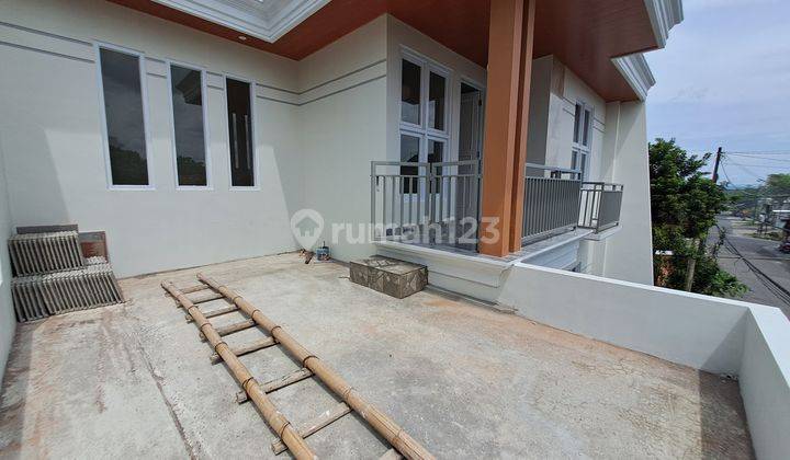 Rumah Desaign Mewah 2 Lantai di Kadisoka Purwomartani  19
