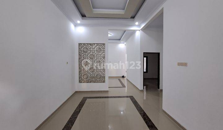 Rumah Elegan Cantik dekat RS HERMINA Maguwoharjo Depok Sleman 6