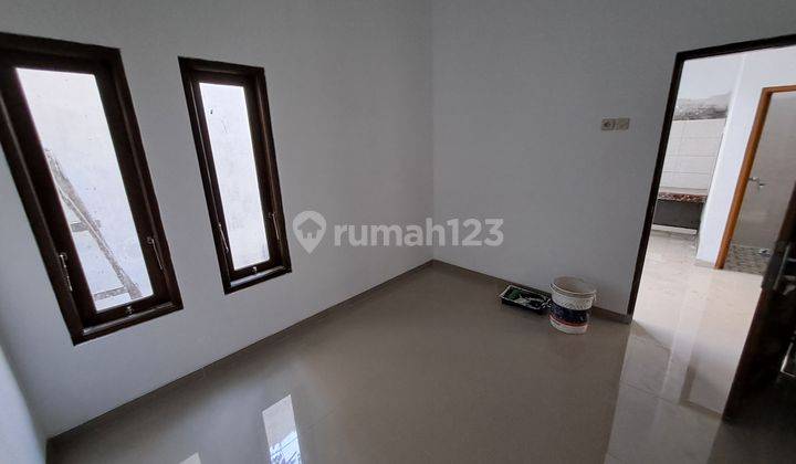 Rumah Elegan Cantik dekat RS HERMINA Maguwoharjo Depok Sleman 17