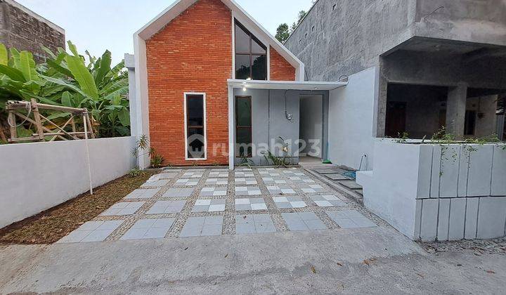 Rumah Gaya Scandinaviani Dekat Sekolah BUDI MULIA TAJEM Sleman 1