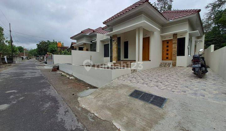 Rumah Modern Baru Sleman Utara Pasar Jangkang 1