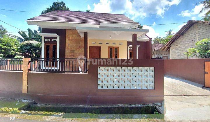 RUMAH MODERN SIAP HUNI MARGOMULYO SAYEGAN SLEMAN 2