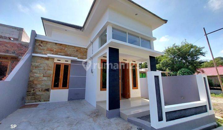 Rumah Cantik Modern Dekat Polres Sleman Yogyakarta 1