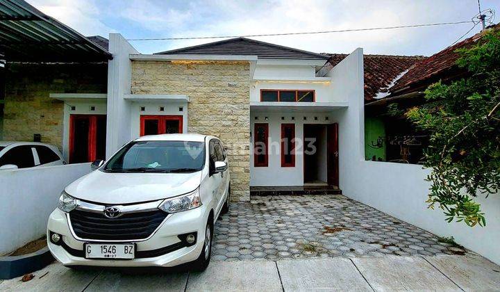 Rumah Modern Minimalis Dekat Kampus Mercubuana Jl.Wates 1