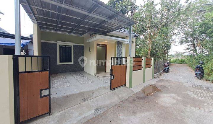 RUMAH BARU SIAP HUNI MODERN BERBAH SLEMAN UTARA KIDS FUN 2