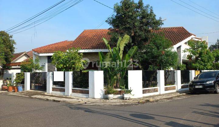 Rumah Hook Strategis Dekat Pusat Kota Yogyakarta Alun Alun  2