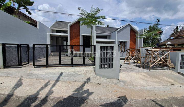 Rumah Scandinavian Modern Dekat Pemda Sleman Yogyakarta 1